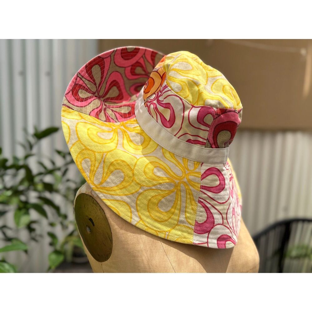 VTG Y2K GAP Cotton Multicolor Floral Patchwork Bucket Sun Tiny Pocket Hat SZ S/M
